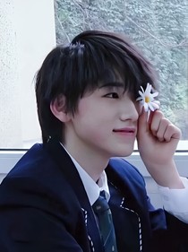 宋亚轩：狂想日记