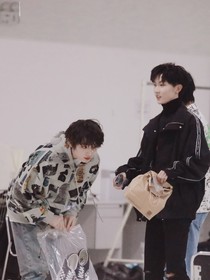 书名正在修改1629985024554732353