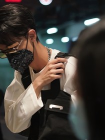 秦霄賢：秦瑟禾鳴