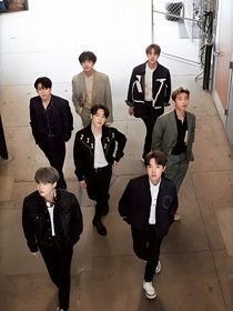 BTS：平行時(shí)空白日做夢