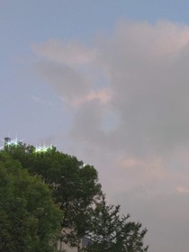 奥特曼和他的380厘米佩奇公主