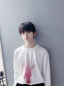 左航：雾都
