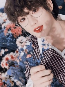 丁程鑫：女友是C位