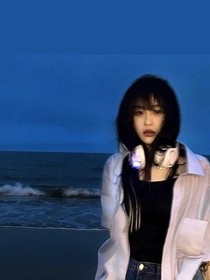 她说好久不见