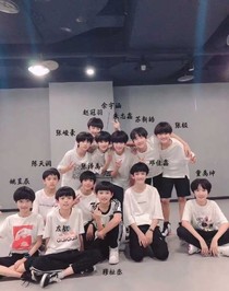 TF家族：一见钟情