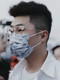 周九良新浪漫主義