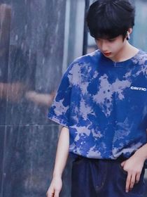 刘耀文：鲸