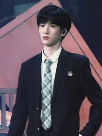 严浩翔：sweet派对