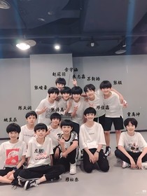 TF家族三代女朋友