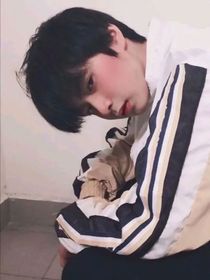 与臭屁小孩刘耀文相识二三事