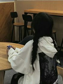 刘耀文：小孩你别乱跑