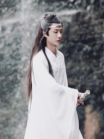 現(xiàn)實的魏嬰穿越魏無羨