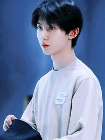 马嘉祺：球球你快回来吧