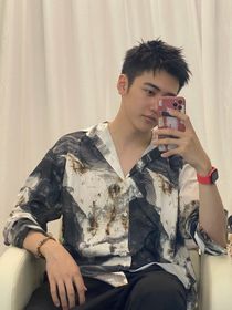 焉栩嘉：那就一直在一起