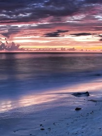 凹凸：夜與海