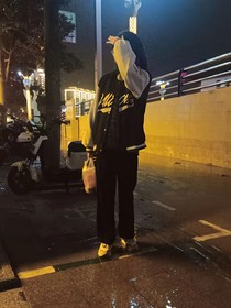 班级来了个美少女