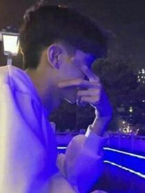 TNT：哥哥们，我腰疼