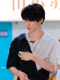 TNT：姜艺来啦