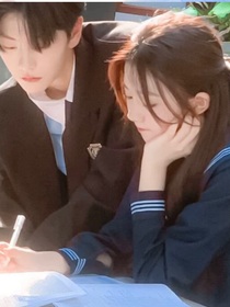 两年的暗恋……