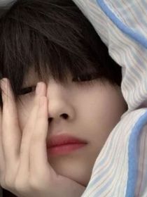 TF家族：哥哥笑一个