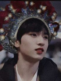 嚴(yán)浩翔：是光亦是救贖