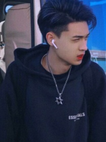 我的小尾巴：粥粥