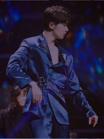 華年似水