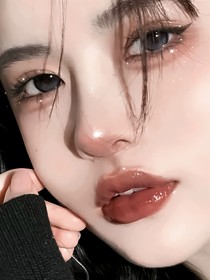 頂流影帝懷里的團寵小撩精