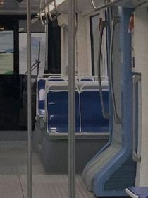 棼