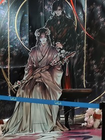 花怜的现代生活