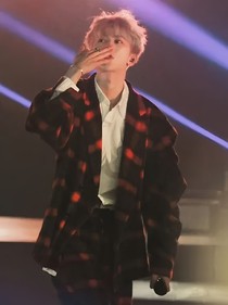 蔡徐坤：我心中的蓝玫瑰