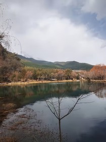 英雄的足跡