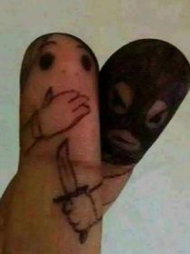 茍成武神的我，被魔殿女帝看上了