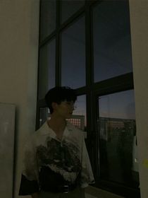 马嘉祺：暗夜玫瑰