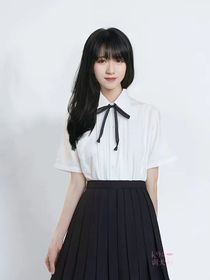 TNT：賀兒，你腰好細
