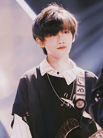 余宇涵：合租室友