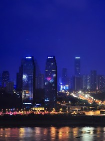 幸識(shí)于你，榮幸之至