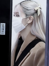 淺藍(lán)夏至