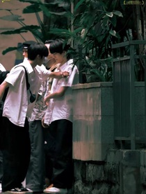 穿越到高中时期捡了个男朋友？！