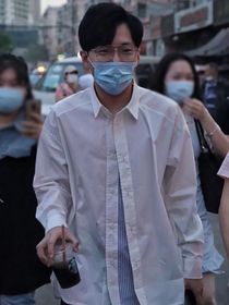 冰美式与麻辣烫
