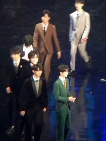 TNT：不同的世界