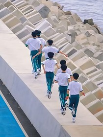 TNT：团宠软妹