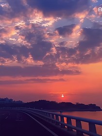凹凸：学院？我明明毕业了啊！
