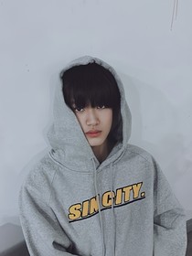 張極：助理妹妹是青梅