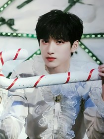 严浩翔：老婆太难追