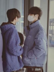 严老师很冷吗