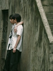 文轩：响指