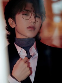 蔡徐坤：我們戀愛吧，好不好？