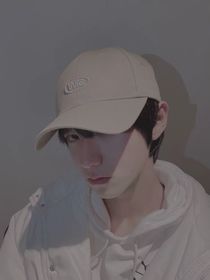 朱志鑫：陷入纯情