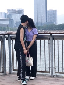 女明星和素人男友的日常